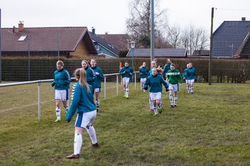 Bild 39 - wBJ SG Weststeinburg/Beidenfleth - SV Henstedt Ulzburg : Ergebnis: 0:4